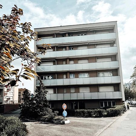 Le Cocon Blanc Metz - T2 - Parking Prive - Balcon - Nouvelle Ville, Gare المظهر الخارجي الصورة
