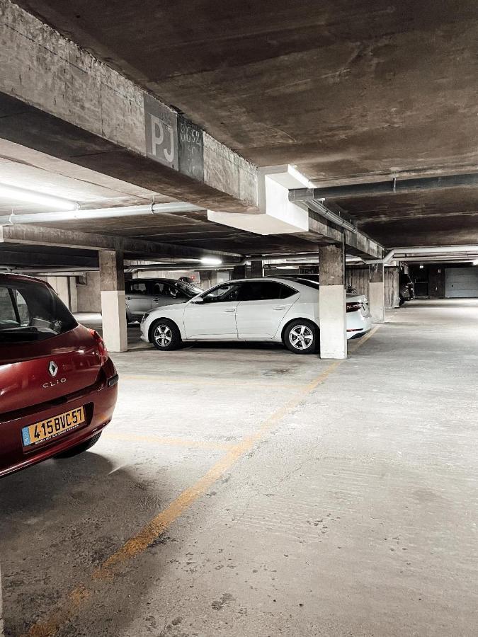 Le Cocon Blanc Metz - T2 - Parking Prive - Balcon - Nouvelle Ville, Gare المظهر الخارجي الصورة
